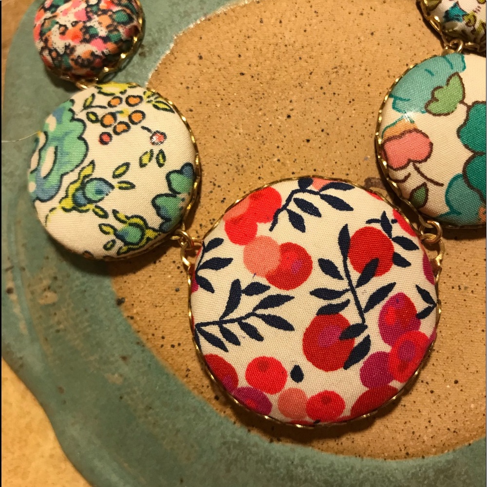 Fabric button necklace